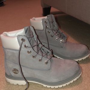 Women’s Timberland Boots (Light Grey)